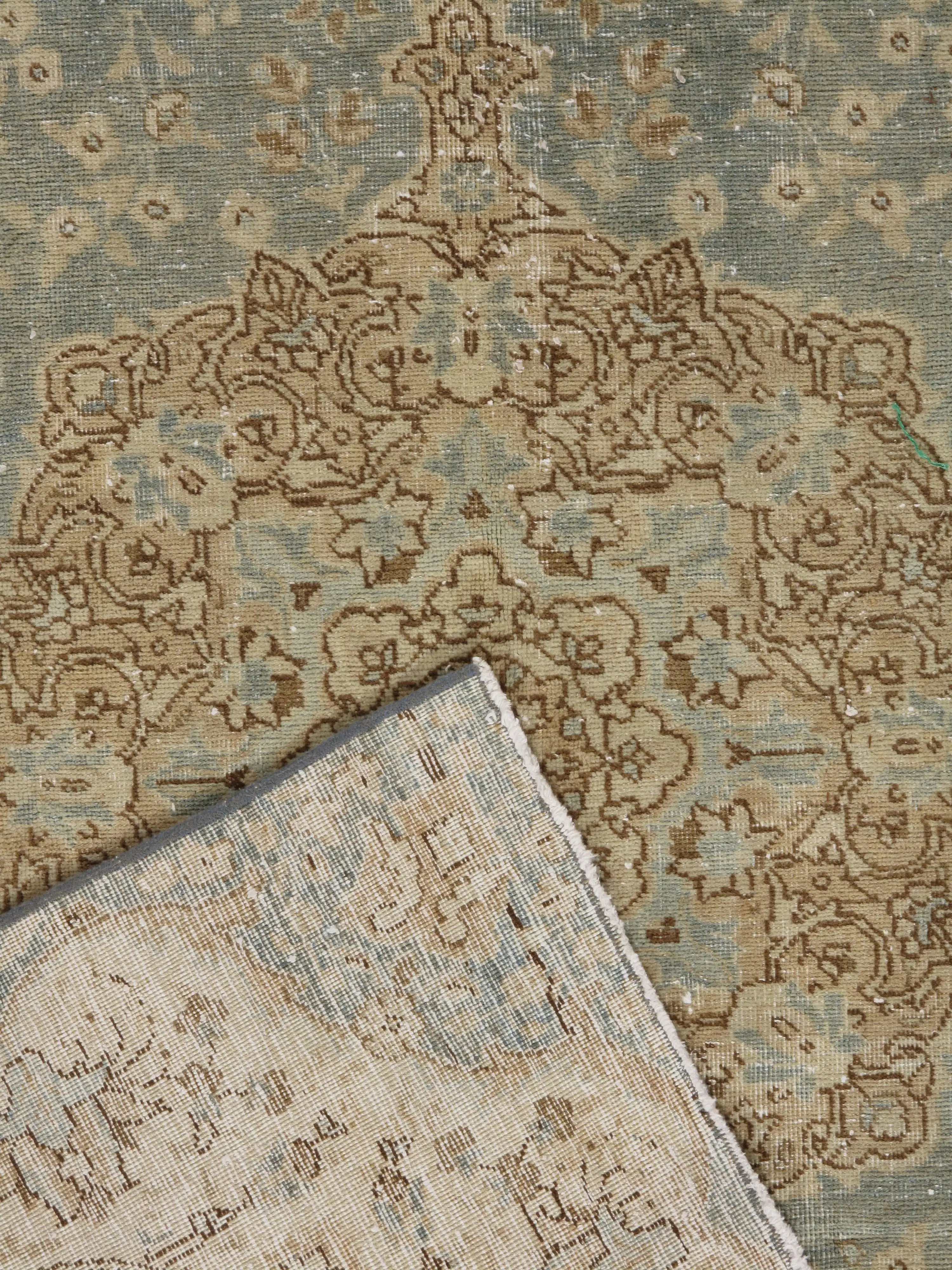 Tabriz Rug, 6'5" x 10'2" 5 Tabriz Rug, 6'5" x 10'2"