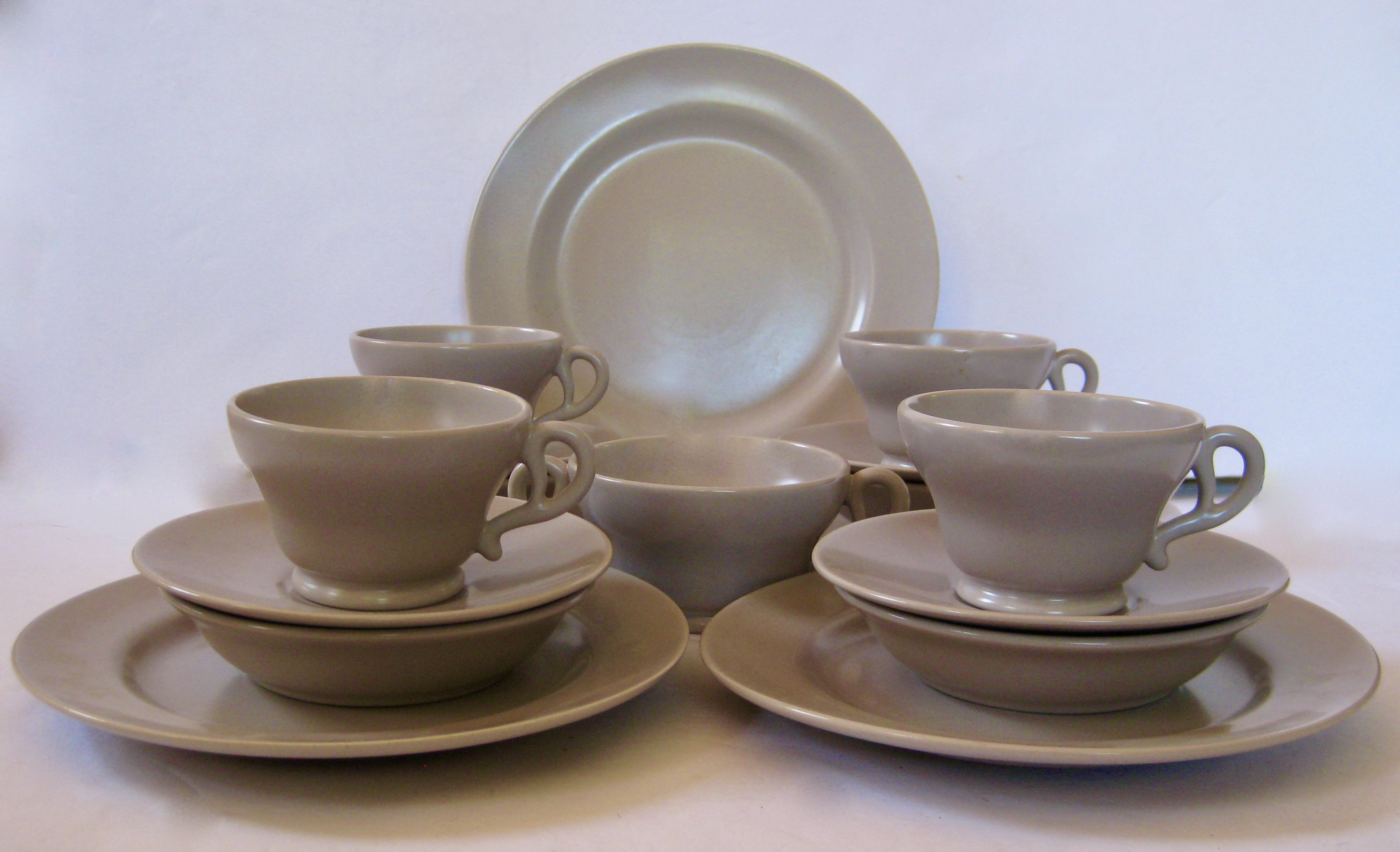 Gladding McBean Breakfast Set for 4 12 Gladding McBean Breakfast Set for 4